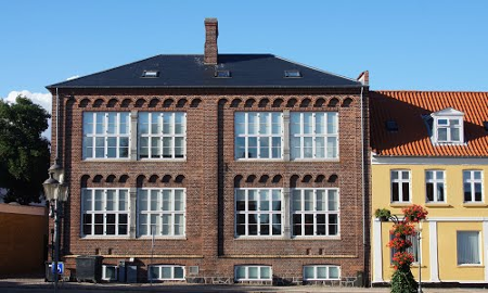 Den røde skole